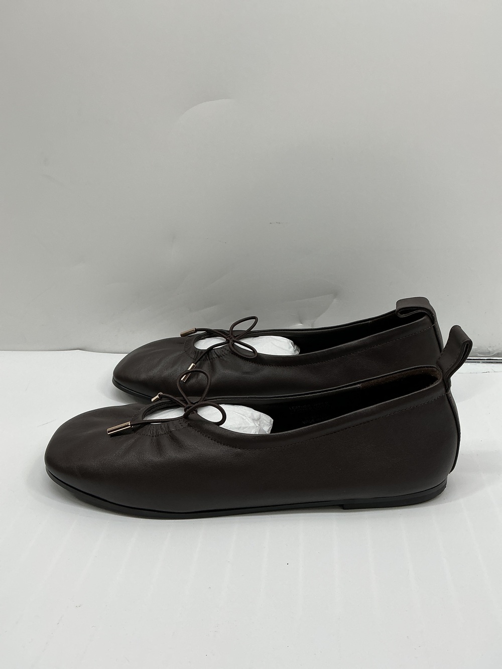 Italian Leather Keyhole Ballet Flat